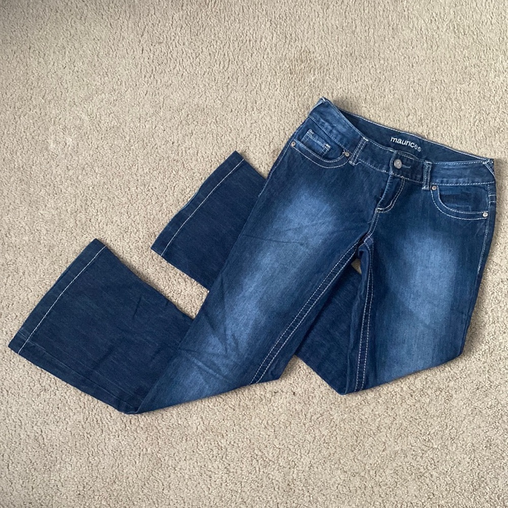 ⭐️Like new!! ⭐️Worn twice! Maurice’s flared leg jeans